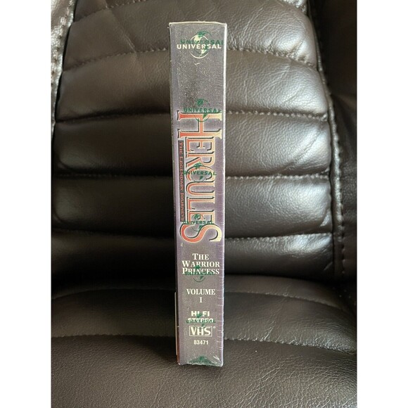 Hercules: The Legendary Journeys The Xena Trilogy New sealed VHS 1995 - Picture 7 of 7